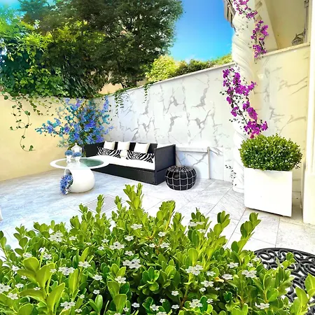 La Bouganville Apartment